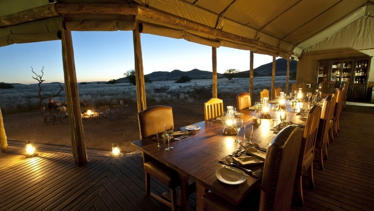 Desert Rhino Camp - Essbereich